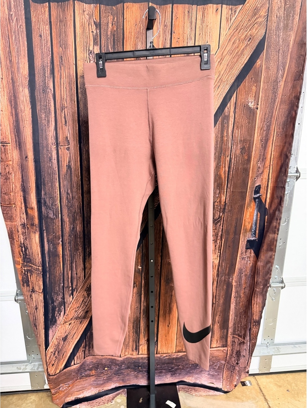 Nike Women's Medium Mauve Leggings with Black Swoosh